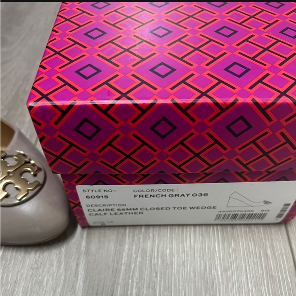 Tory Burch heels size 8 - Picture 4 of 7